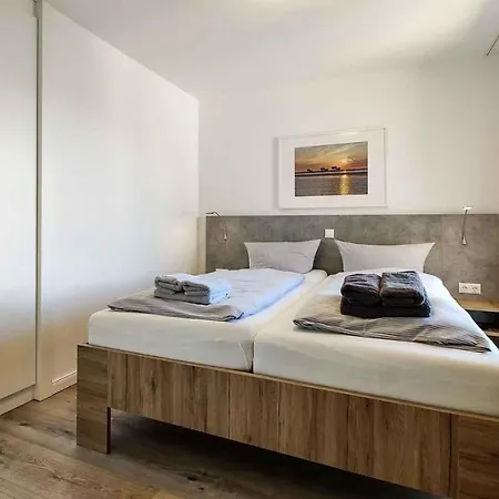 Grosse 8 Im Haus Seeluft Mit Drei Balkonen Und Meerblick アパート *